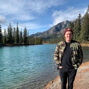 Meet your Posher, Aj